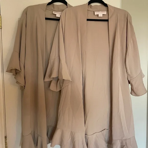 Birdy Grey Ruffle Robes - Picture 3 of 4
